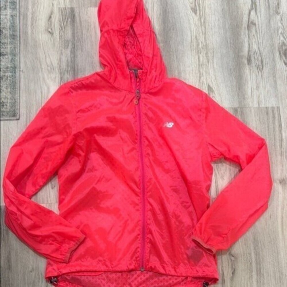 New Balance Bright Red pink  Windbreaker nylon jacket size medium